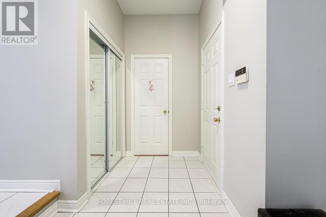 38 Thornbush Court, Richmond Hill, Ontario  L4S 1Z7 - Photo 18 - N12779140