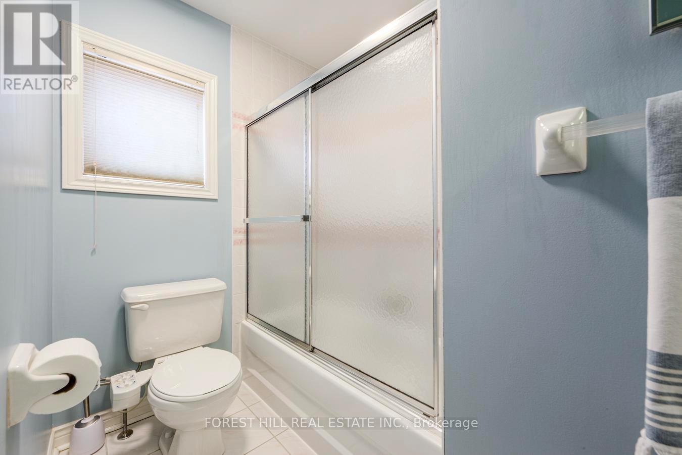 38 Thornbush Court, Richmond Hill, Ontario  L4S 1Z7 - Photo 32 - N12779140