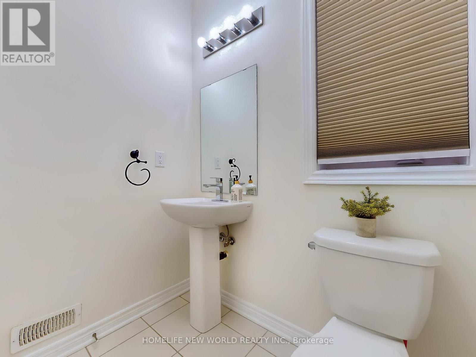 64 Henry Bauer Avenue, Markham, Ontario  L6C 0T1 - Photo 24 - N12779148