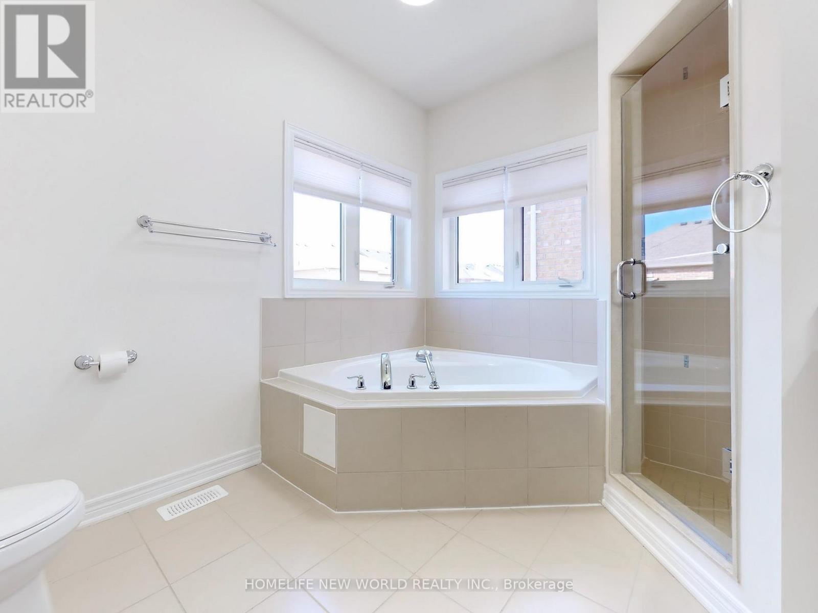 64 Henry Bauer Avenue, Markham, Ontario  L6C 0T1 - Photo 30 - N12779148