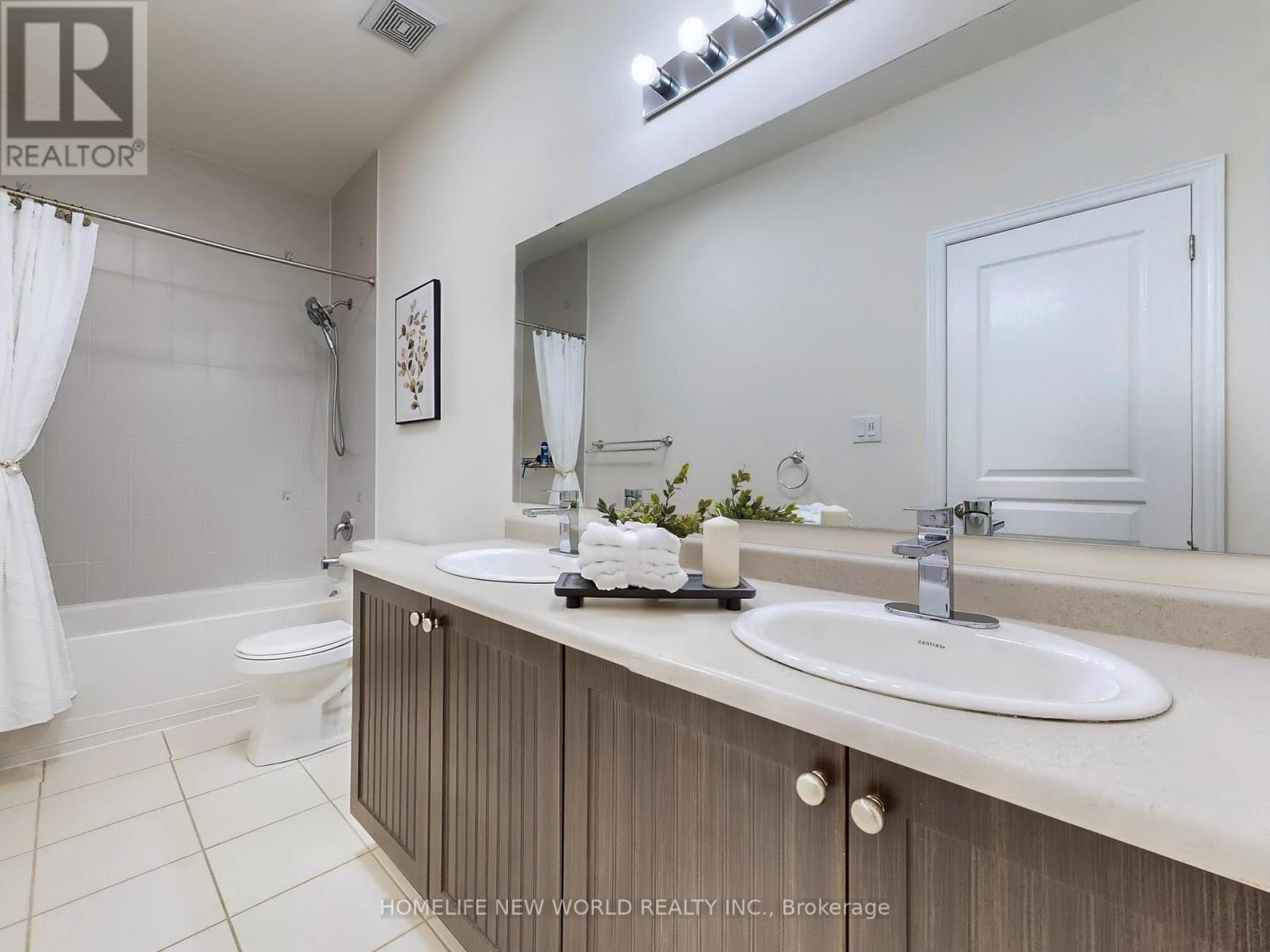 64 Henry Bauer Avenue, Markham, Ontario  L6C 0T1 - Photo 37 - N12779148