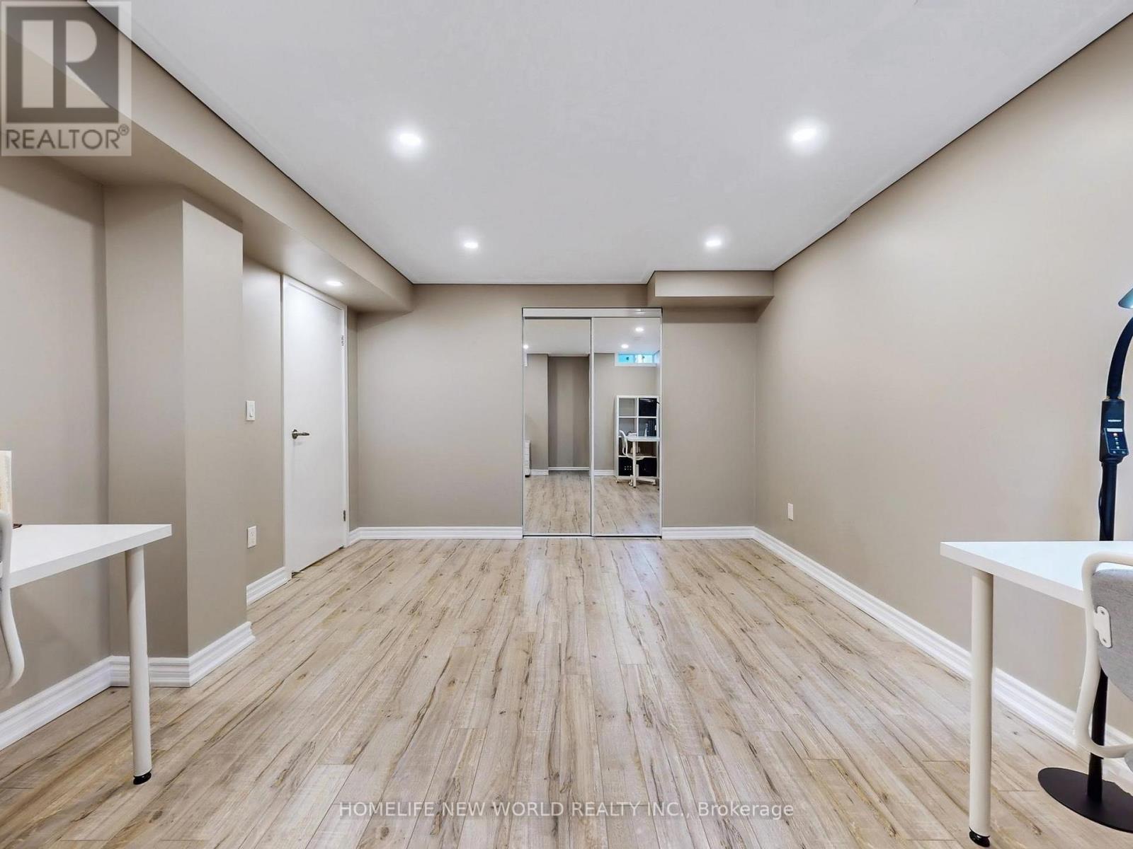 64 Henry Bauer Avenue, Markham, Ontario  L6C 0T1 - Photo 41 - N12779148