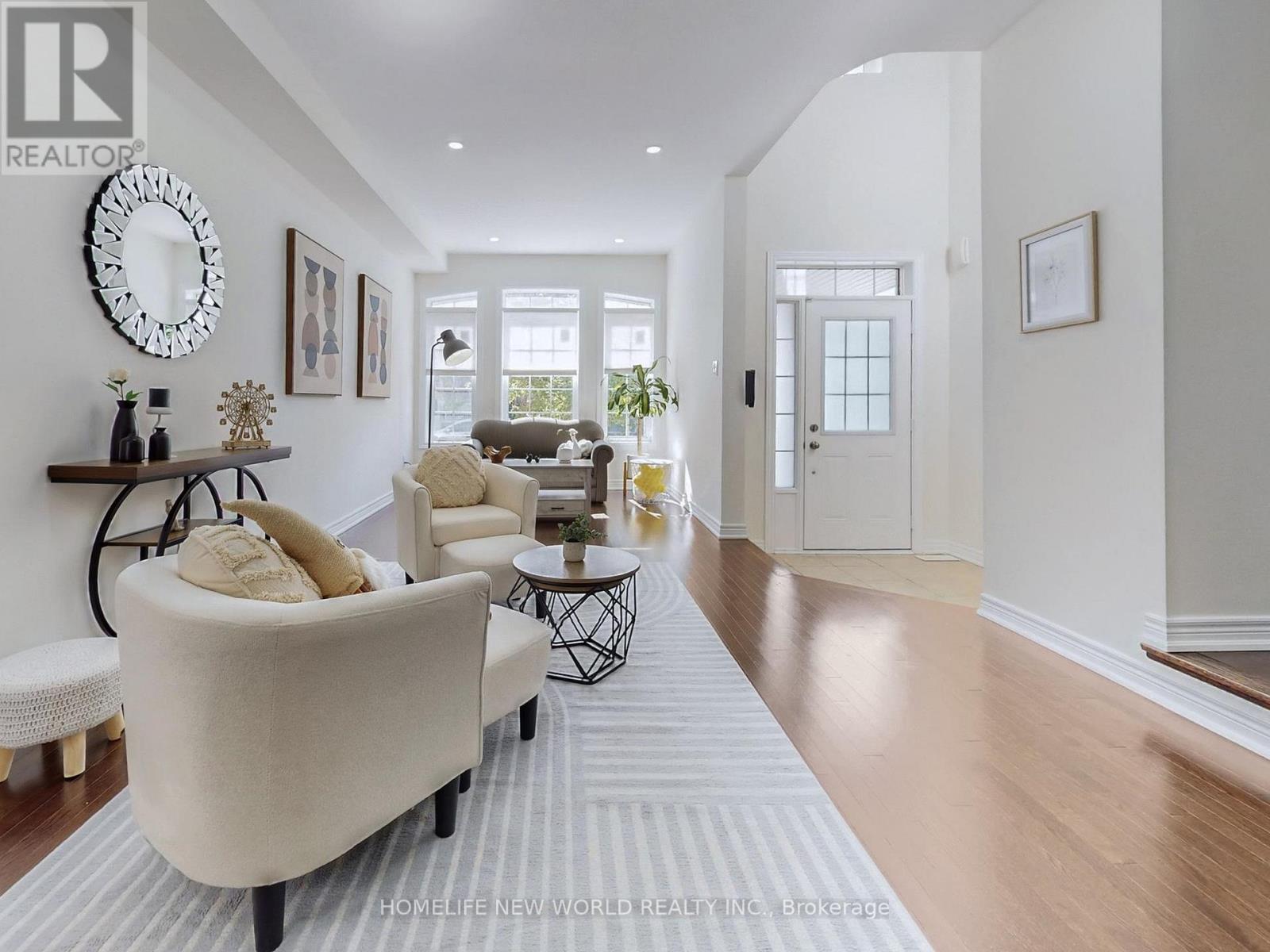 64 Henry Bauer Avenue, Markham, Ontario  L6C 0T1 - Photo 9 - N12779148