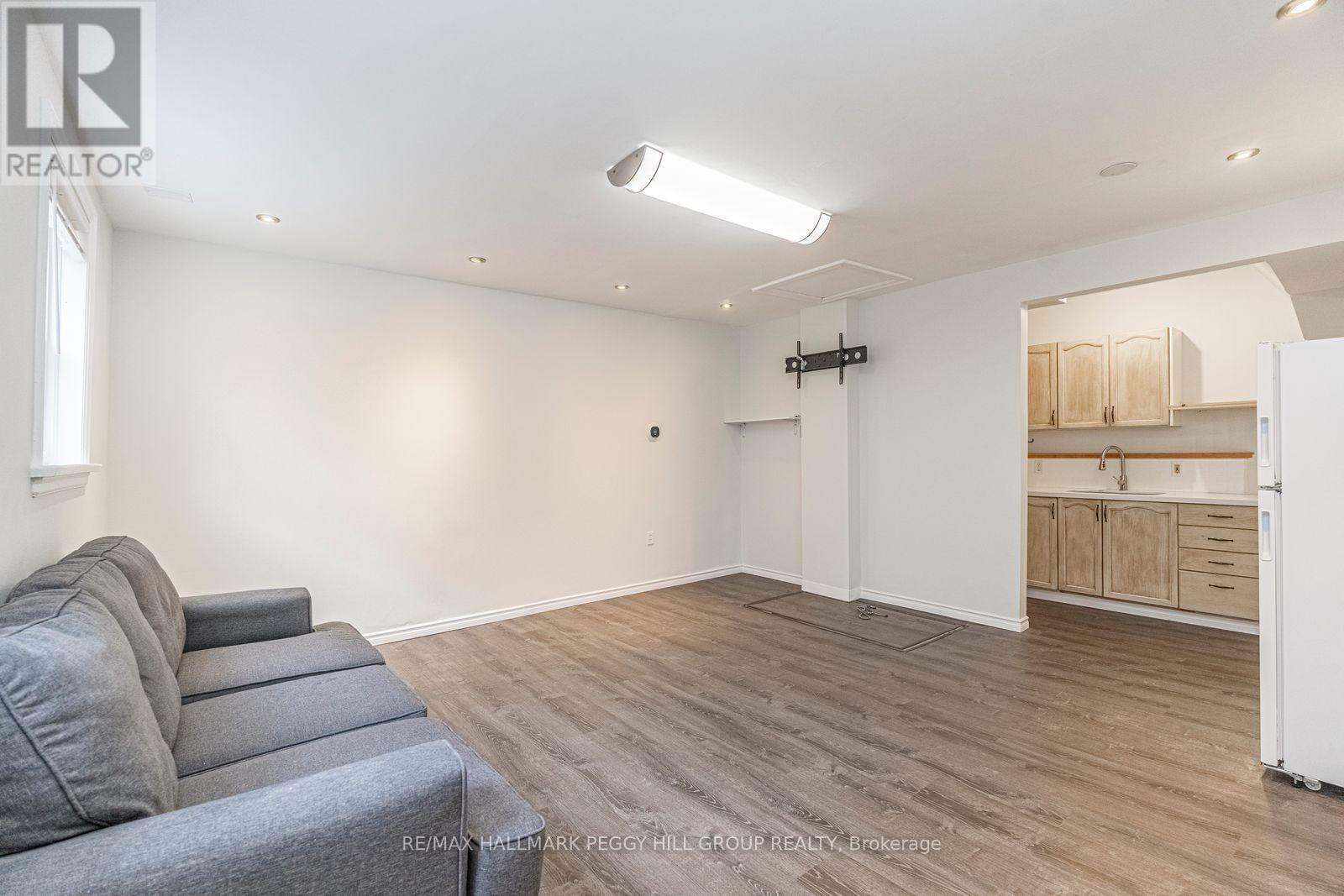 28 Matchedash Street N, Orillia, Ontario  L3V 4T5 - Photo 8 - S12778976