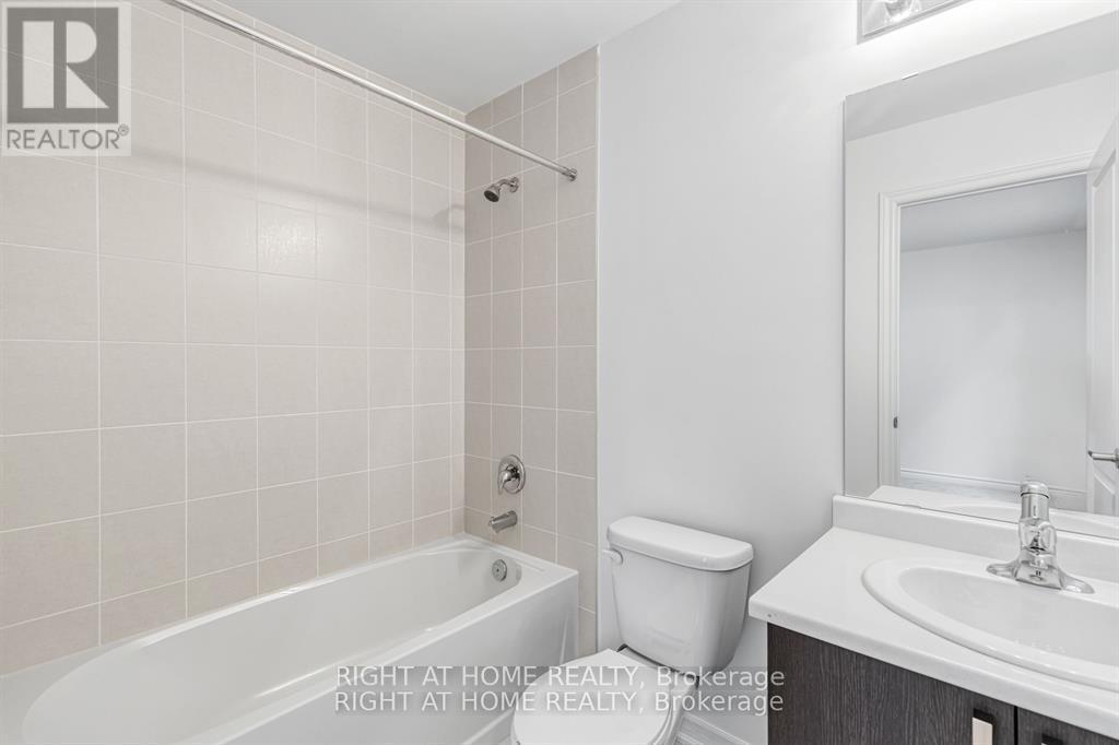 8 Daisy Street, Springwater (Midhurst), Ontario  L9X 2C5 - Photo 35 - S12779090