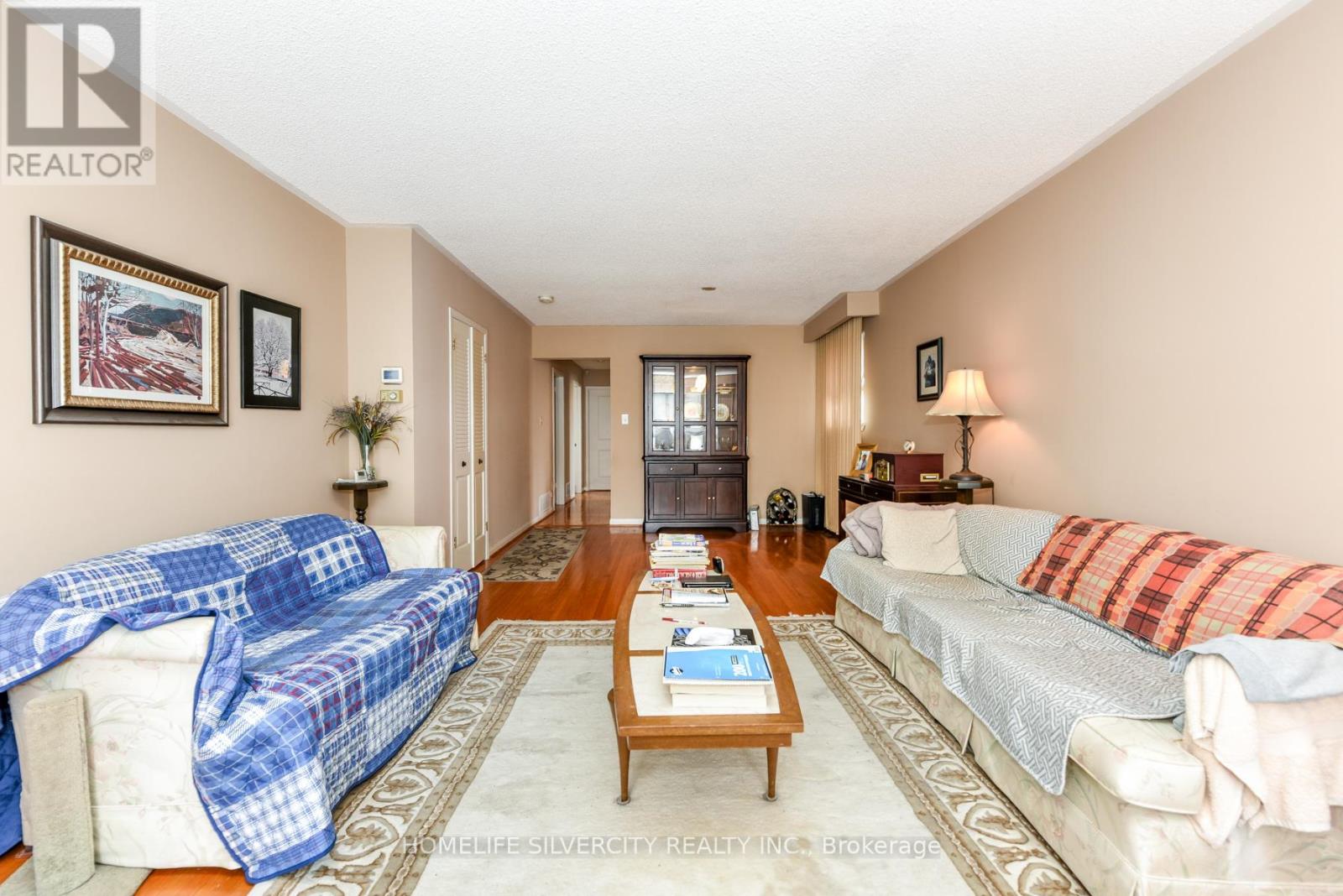 7424 Netherwood Road, Mississauga, Ontario  L4T 2N6 - Photo 18 - W12768654