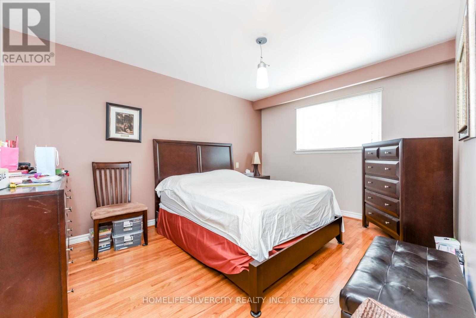 7424 Netherwood Road, Mississauga, Ontario  L4T 2N6 - Photo 30 - W12768654