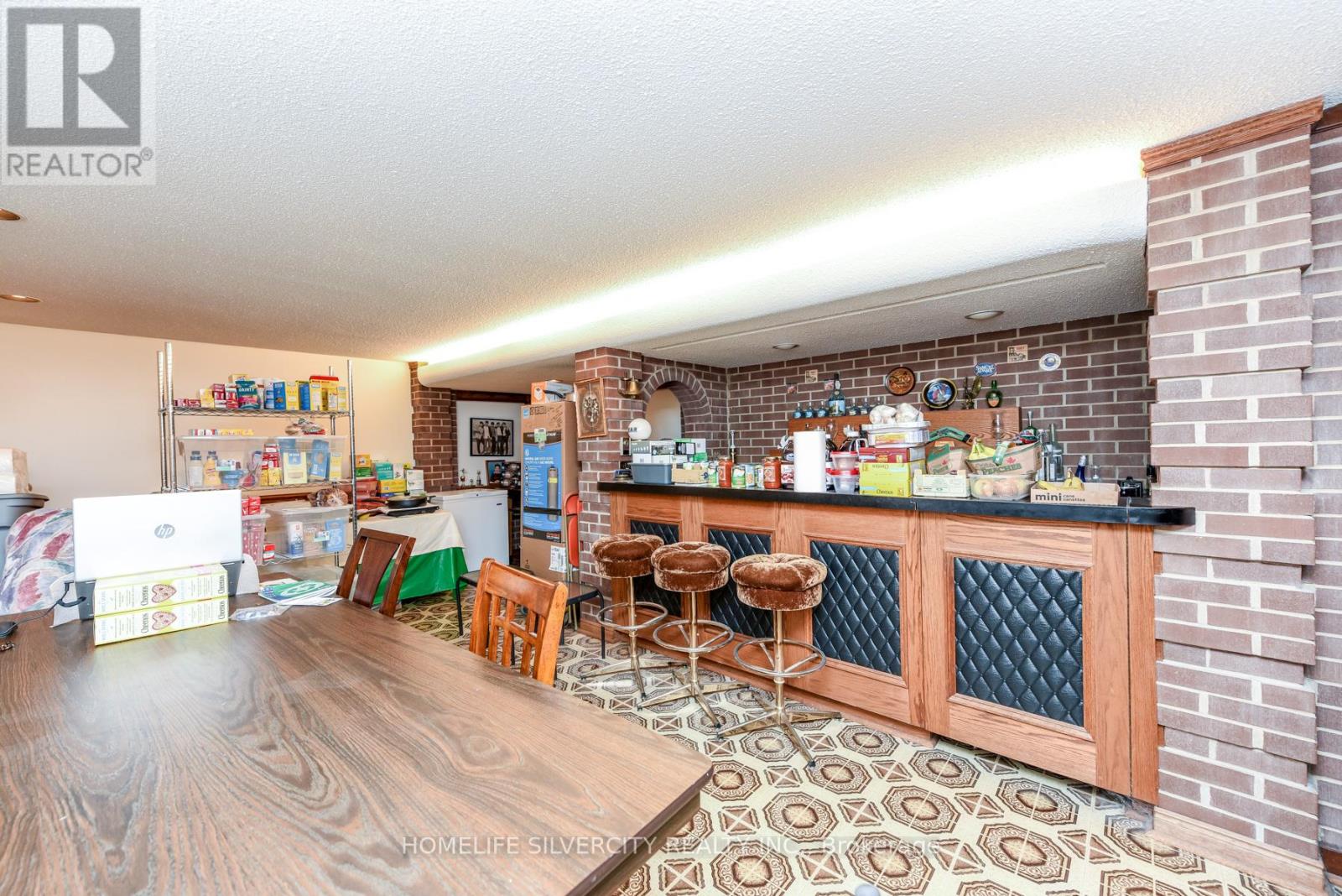 7424 Netherwood Road, Mississauga, Ontario  L4T 2N6 - Photo 44 - W12768654