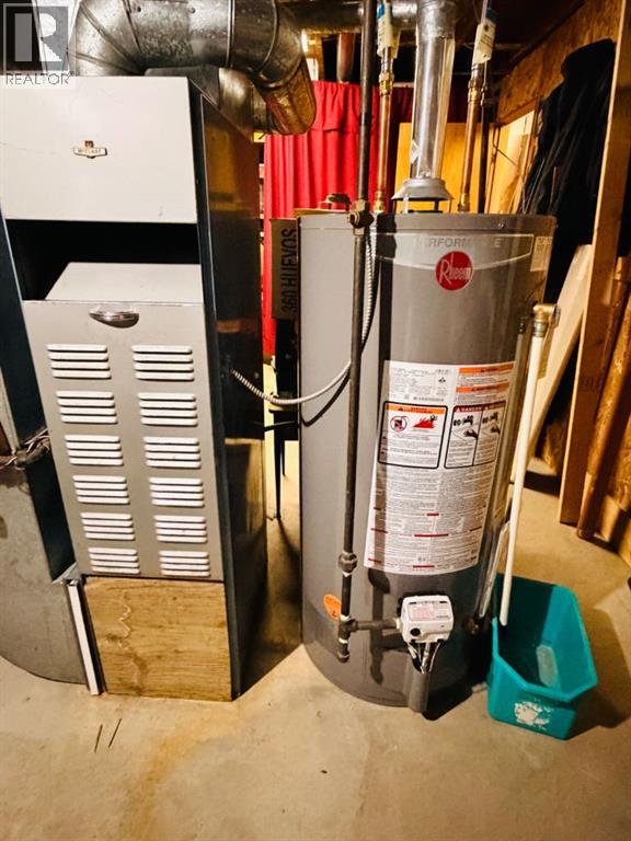 421 Retzke Street, Enchant, Alberta  T0K 0V0 - Photo 31 - A2285117