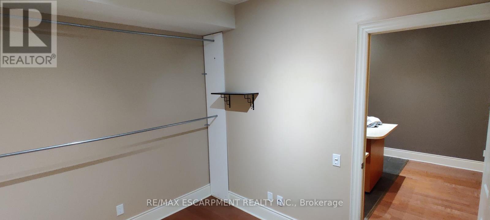 2012 - 5229 Dundas Street W, Toronto, Ontario  M9B 6L9 - Photo 12 - W12778894