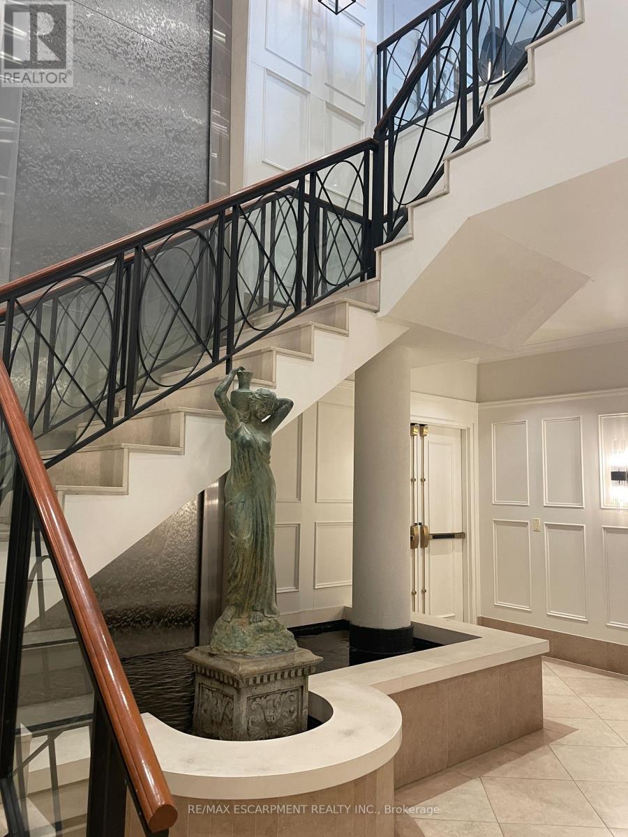 2012 - 5229 Dundas Street W, Toronto, Ontario  M9B 6L9 - Photo 16 - W12778894