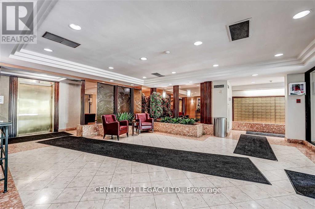 408 - 24 Hanover Road, Brampton, Ontario  L6S 5K8 - Photo 14 - W12778908