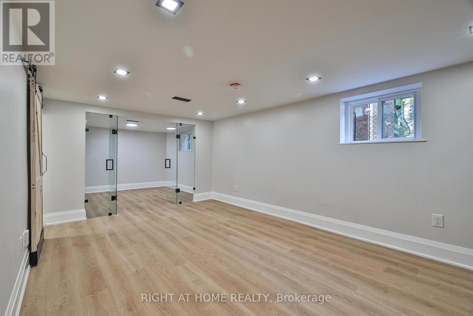 Lower - 248 Garden Avenue, Toronto, Ontario  M6R 1J3 - Photo 3 - W12778910