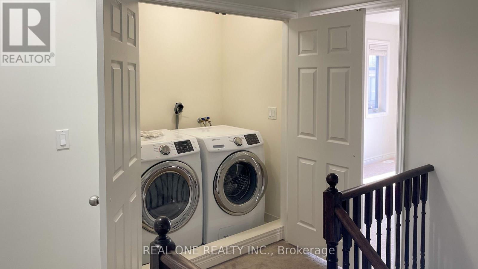 3849 Tufgar Crescent, Burlington, Ontario  L7M 1P8 - Photo 7 - W12778912