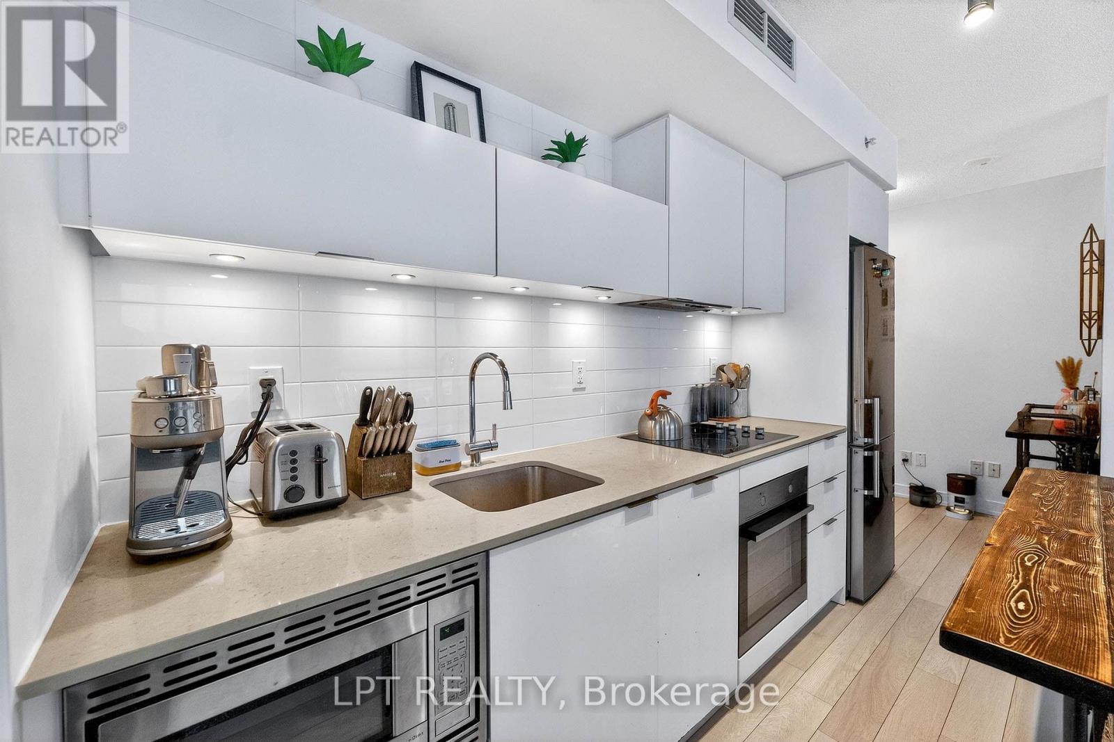 2309 - 20 Thomas Riley Road, Toronto, Ontario  M9B 0C3 - Photo 16 - W12778972