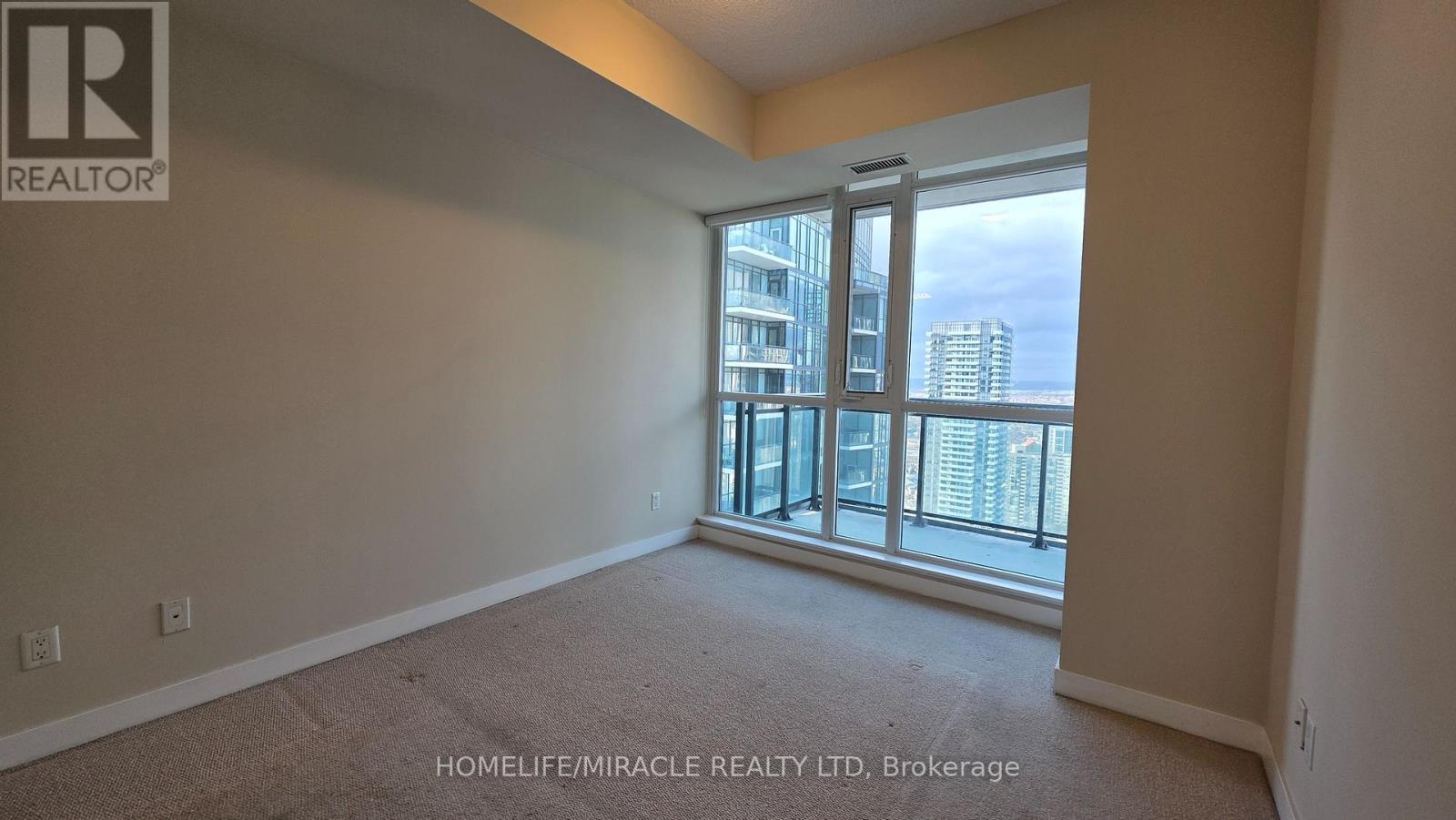 3408 - 4070 Confederation Parkway, Mississauga, Ontario  L5B 0E9 - Photo 6 - W12778990