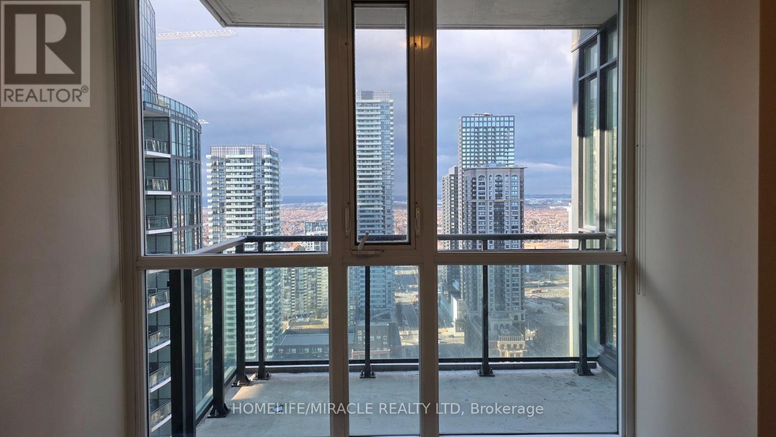 3408 - 4070 Confederation Parkway, Mississauga, Ontario  L5B 0E9 - Photo 7 - W12778990