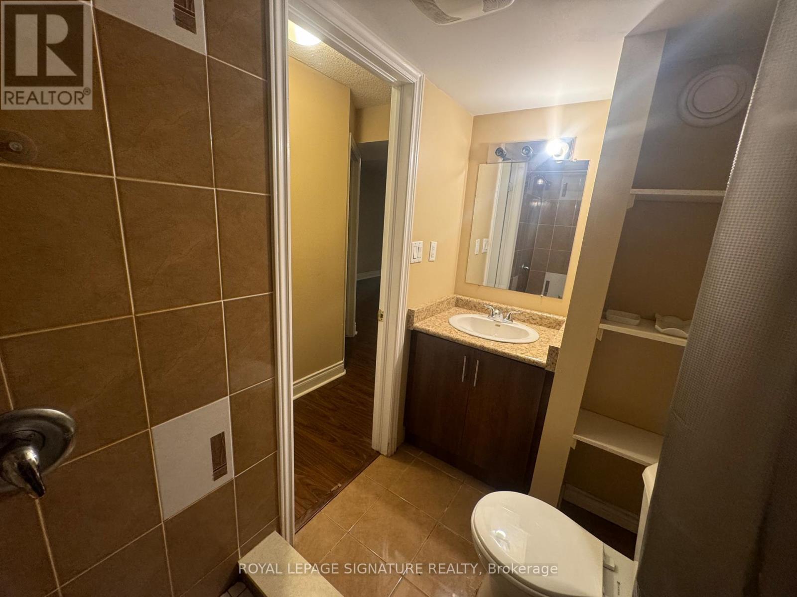 Basement - 427 Comiskey Crescent, Mississauga, Ontario  L5W 0C7 - Photo 14 - W12778998