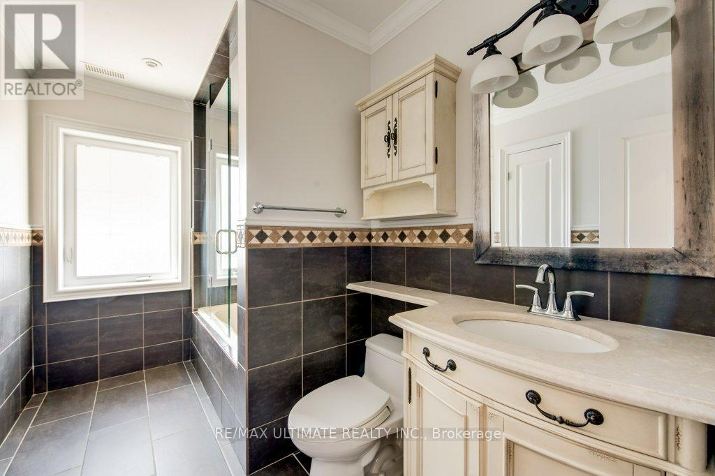 62 Teignmouth Avenue, Toronto, Ontario  M6E 1S9 - Photo 26 - W12779002