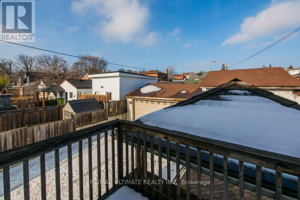 62 Teignmouth Avenue, Toronto, Ontario  M6E 1S9 - Photo 34 - W12779002