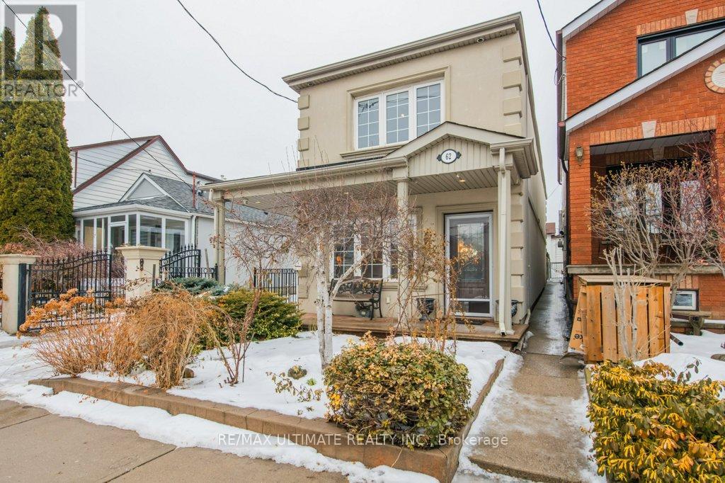 62 Teignmouth Avenue, Toronto, Ontario  M6E 1S9 - Photo 42 - W12779002