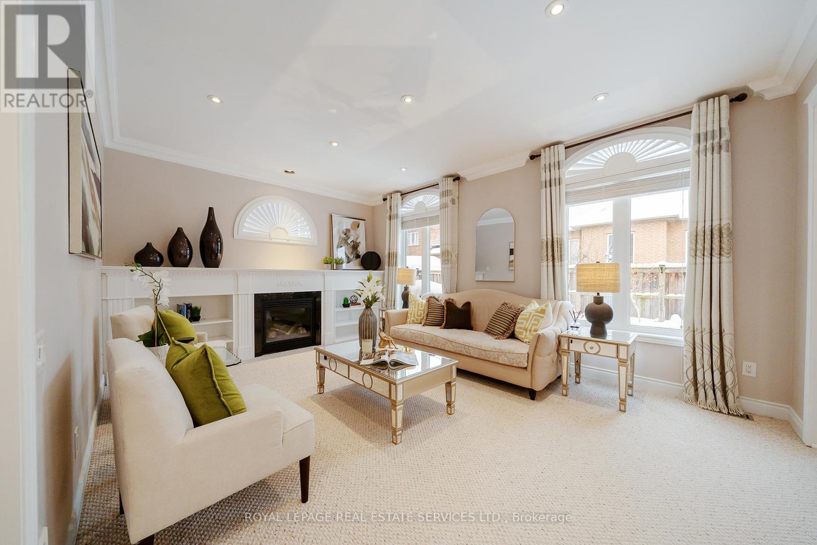 165 Alison Crescent, Oakville, Ontario  L6L 0C7 - Photo 12 - W12779006