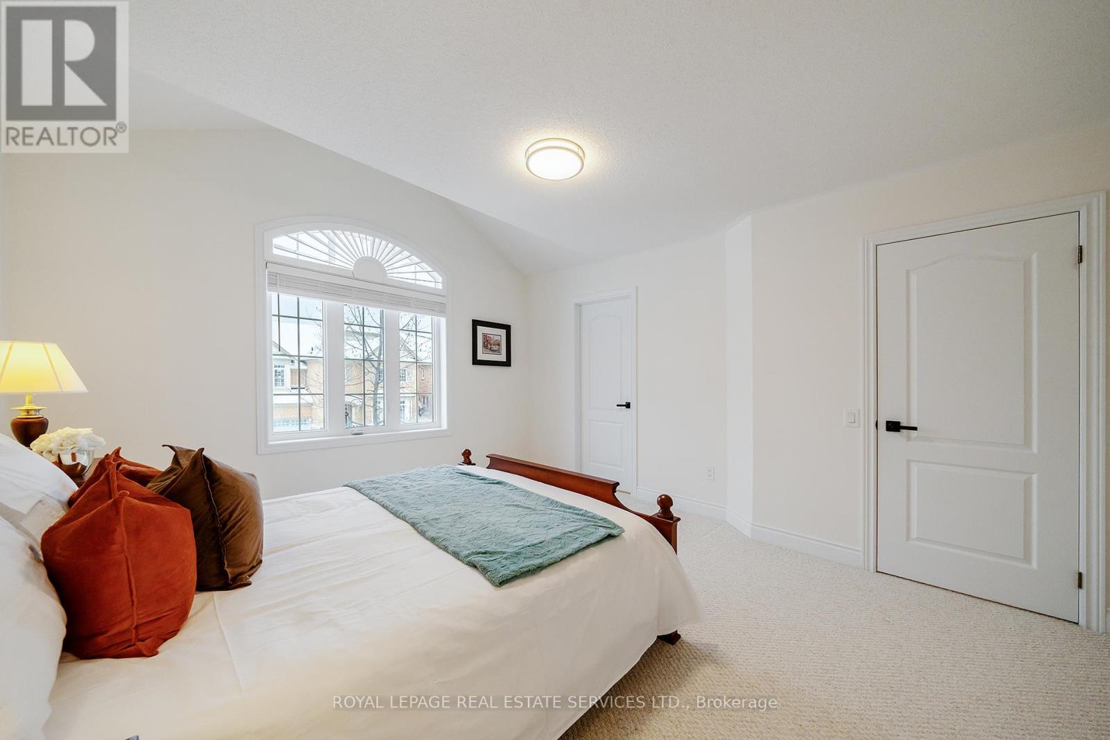 165 Alison Crescent, Oakville, Ontario  L6L 0C7 - Photo 26 - W12779006