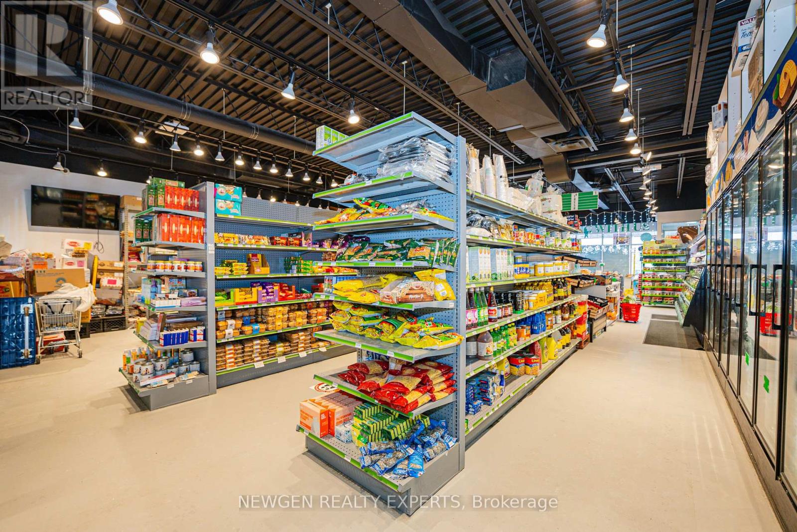 J&k - 163 First Street, Orangeville, Ontario  L9W 2E7 - Photo 17 - W12779120