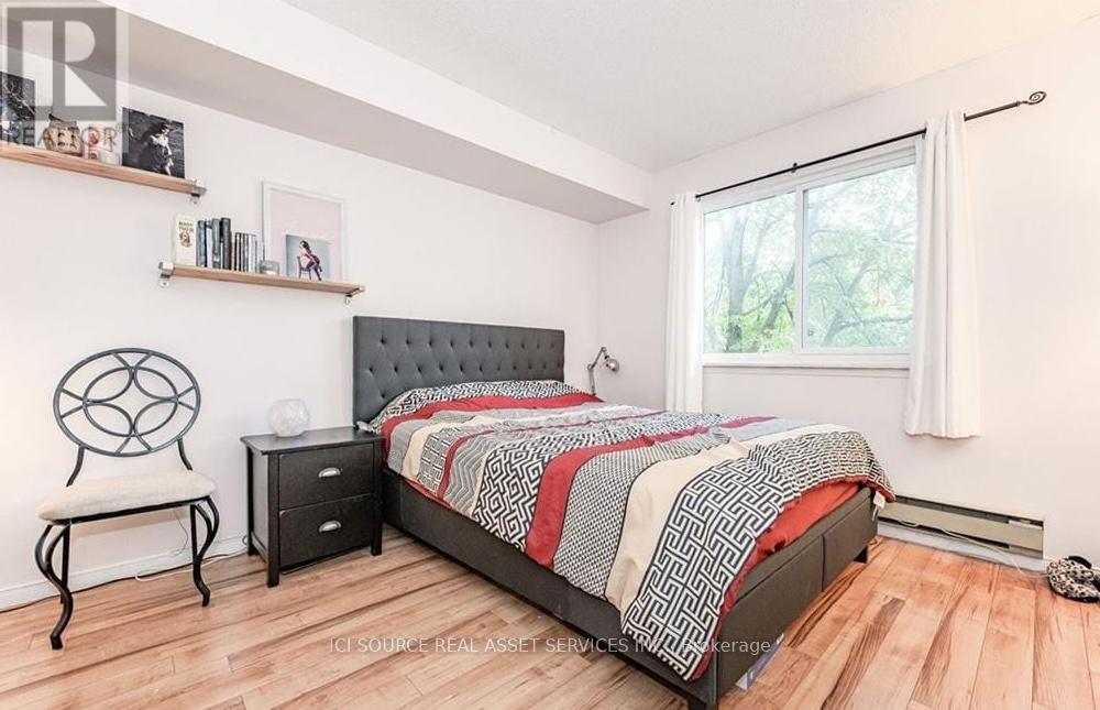 622 - 1512 Pilgrims Way, Oakville, Ontario  L6M 3H1 - Photo 4 - W12779138