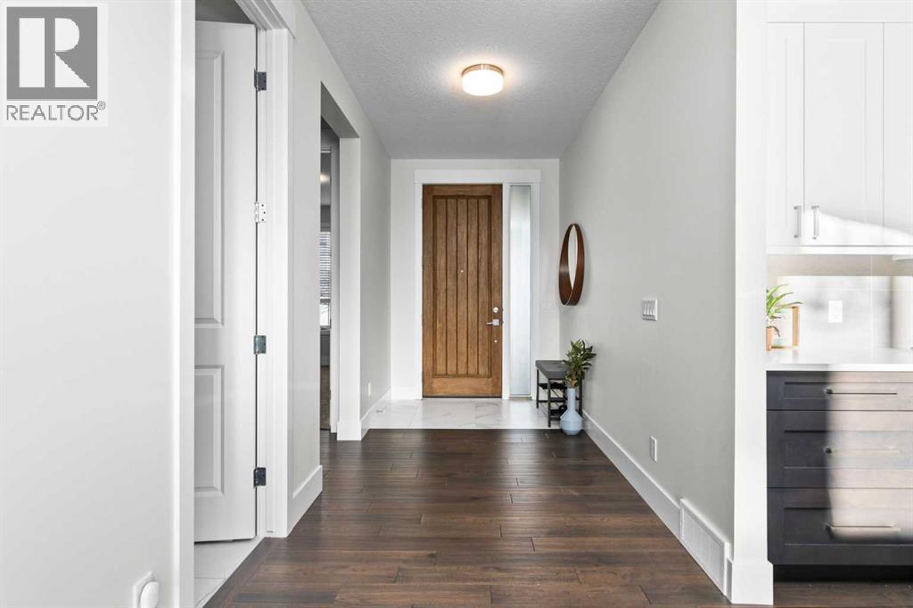 67 Aspen Vista Way Sw, Calgary, Alberta  T3H 0Y9 - Photo 4 - A2278934