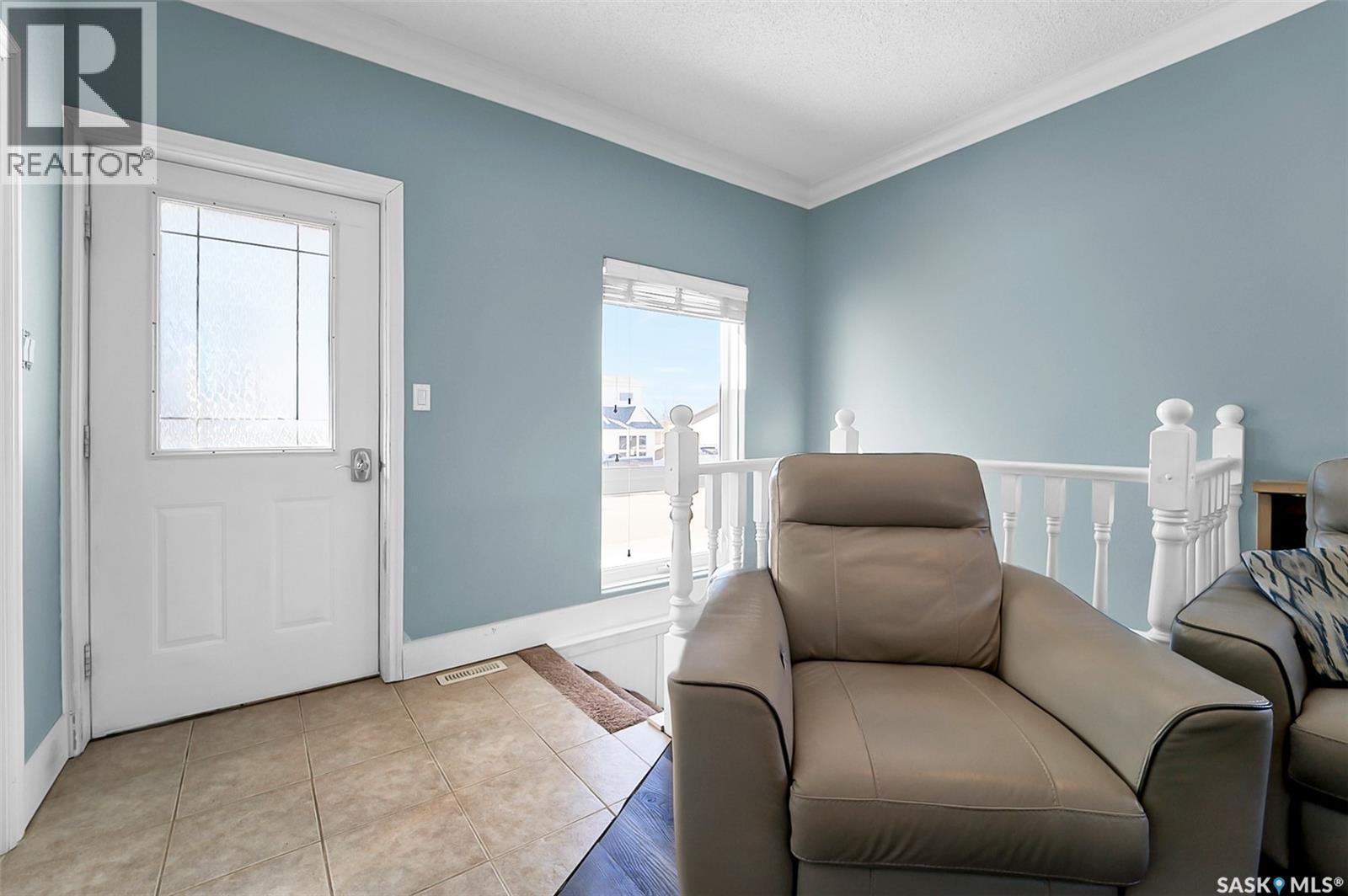 207 5th Avenue E, Biggar, Saskatchewan  S0K 0M0 - Photo 19 - SK028344