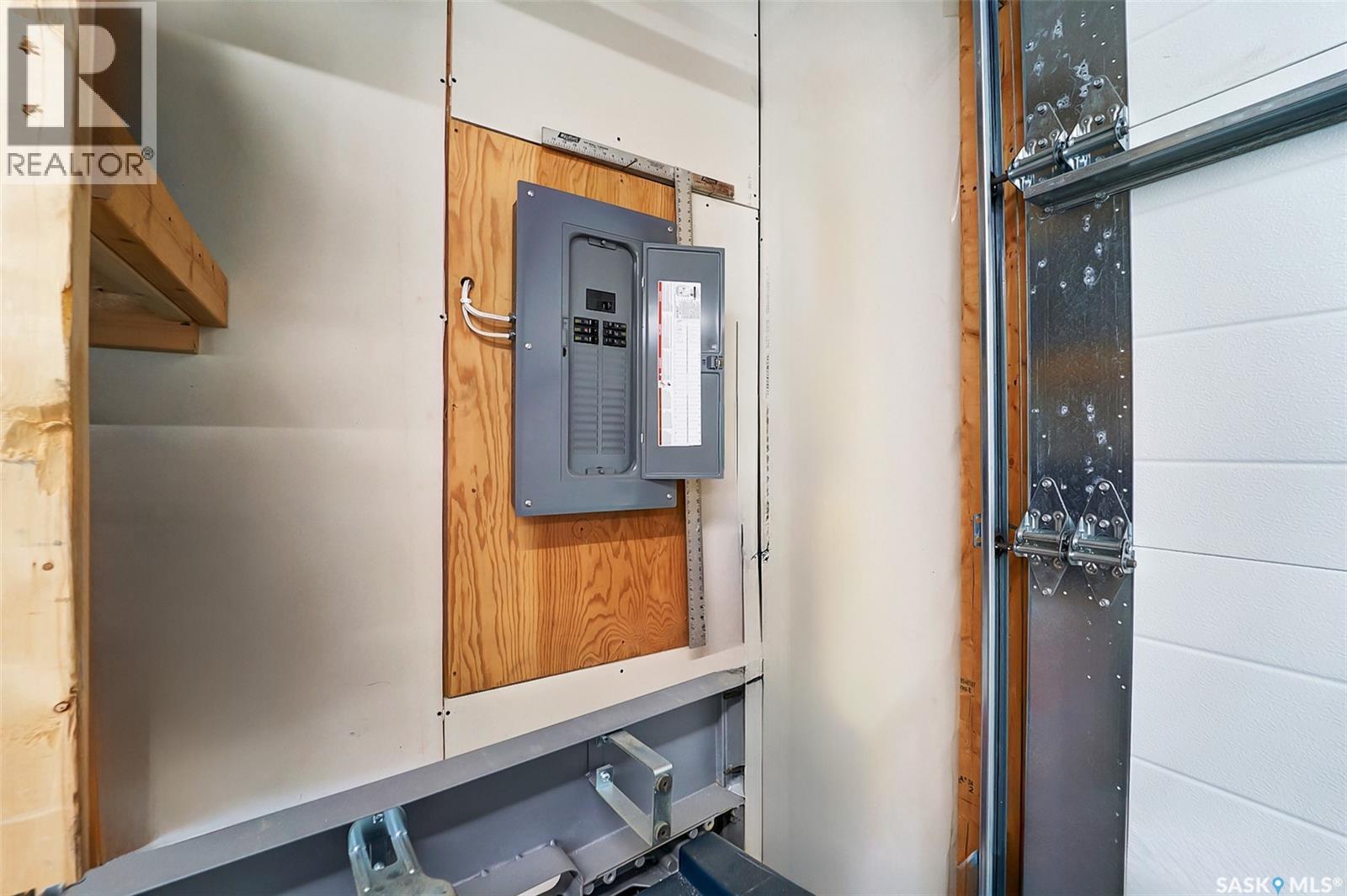 207 5th Avenue E, Biggar, Saskatchewan  S0K 0M0 - Photo 43 - SK028344