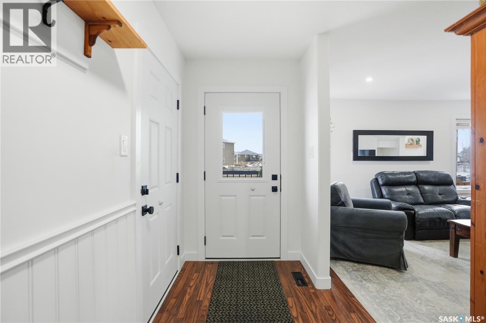 234 Froese Crescent, Warman, Saskatchewan  S0K 4S3 - Photo 3 - SK028329