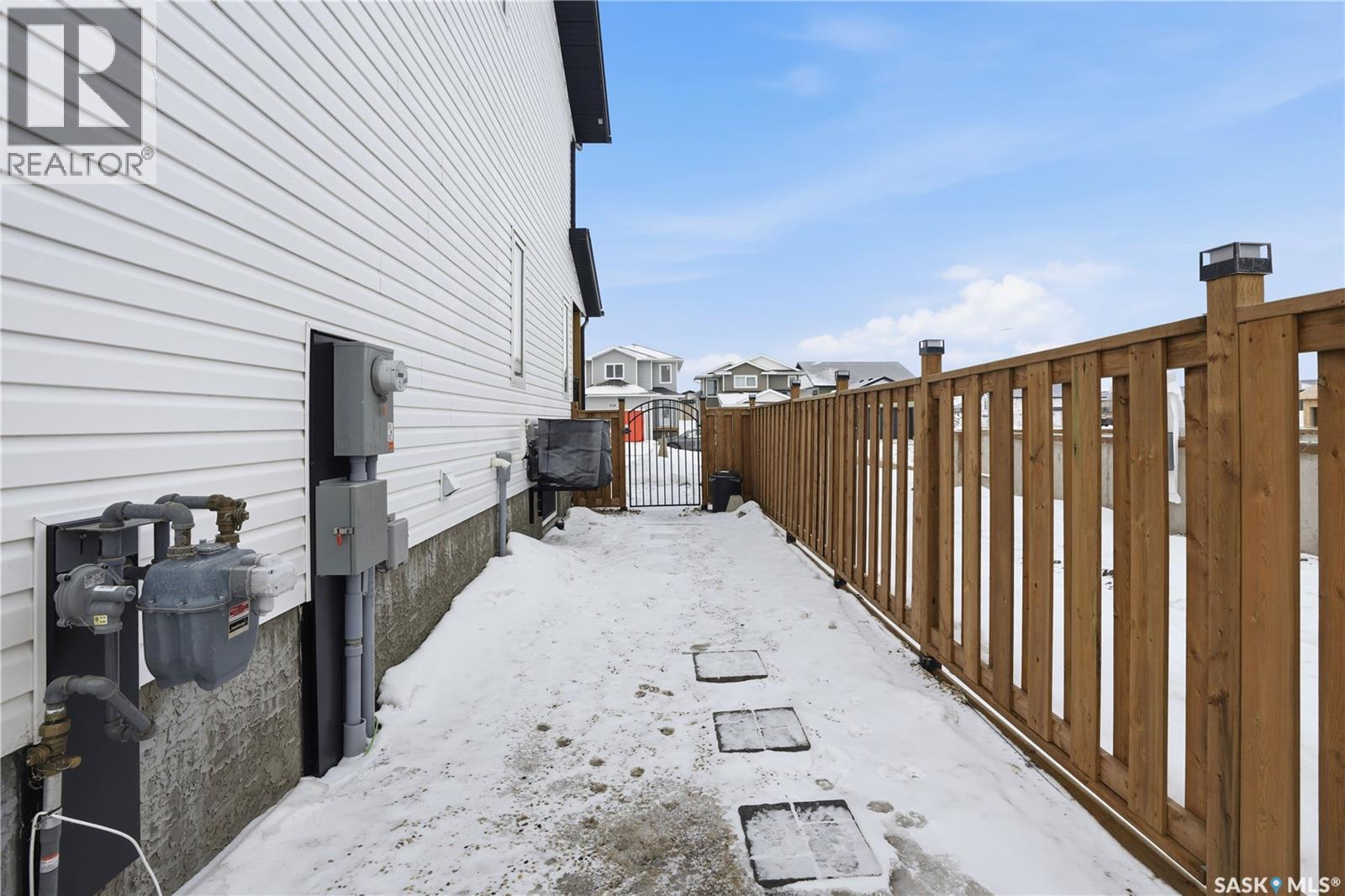 234 Froese Crescent, Warman, Saskatchewan  S0K 4S3 - Photo 43 - SK028329