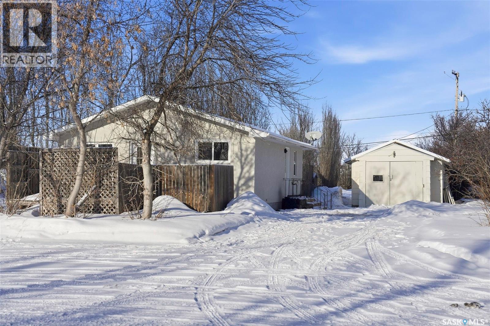 707 King Street, Cudworth, Saskatchewan  S0K 1B0 - Photo 2 - SK028261