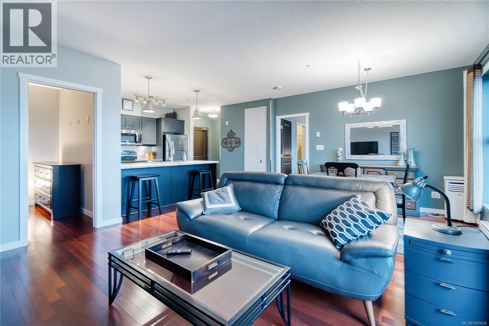 302 555 Franklyn St, Nanaimo, British Columbia