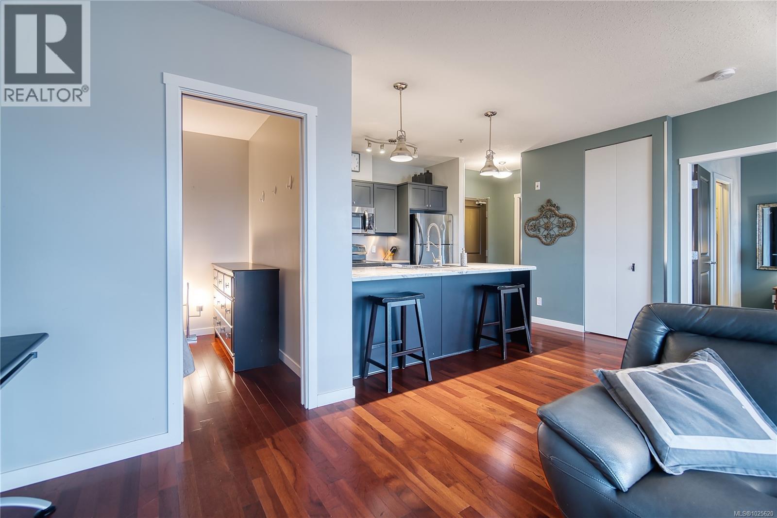 302 555 Franklyn St, Nanaimo, British Columbia  V9R 2X9 - Photo 12 - 1025620