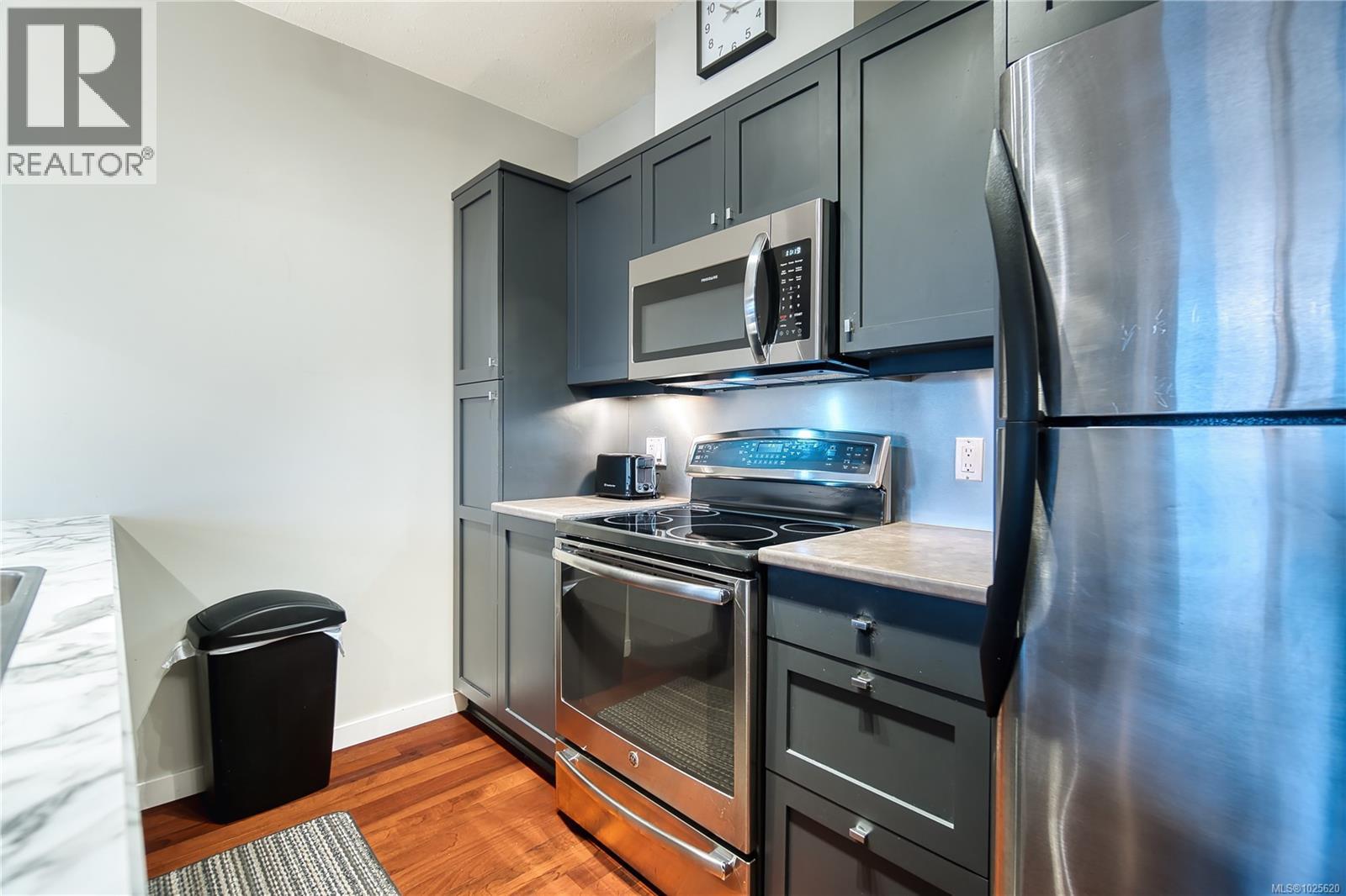 302 555 Franklyn St, Nanaimo, British Columbia  V9R 2X9 - Photo 17 - 1025620