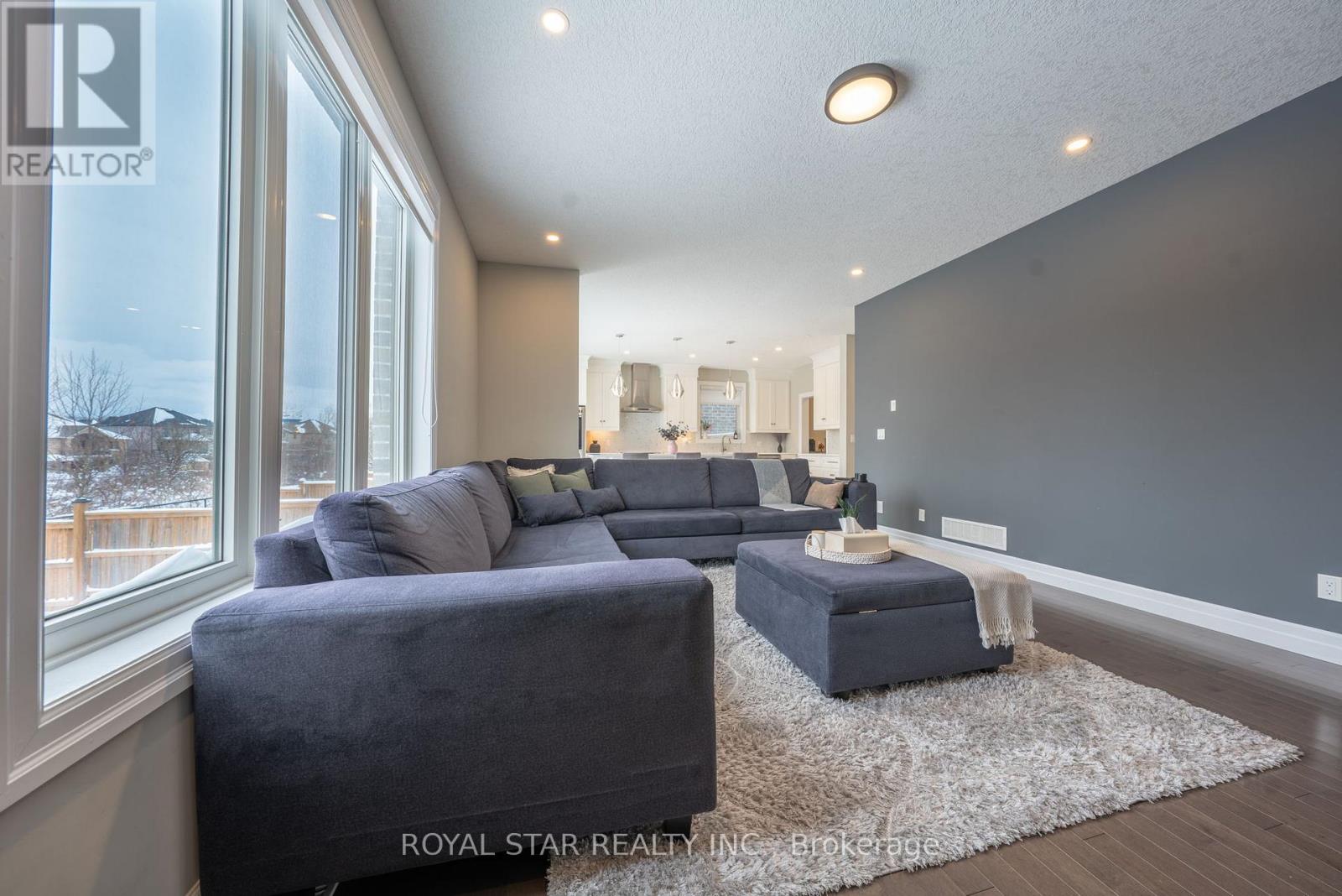 325 Masters Drive, Woodstock, Ontario  N4T 0L2 - Photo 19 - X12778938