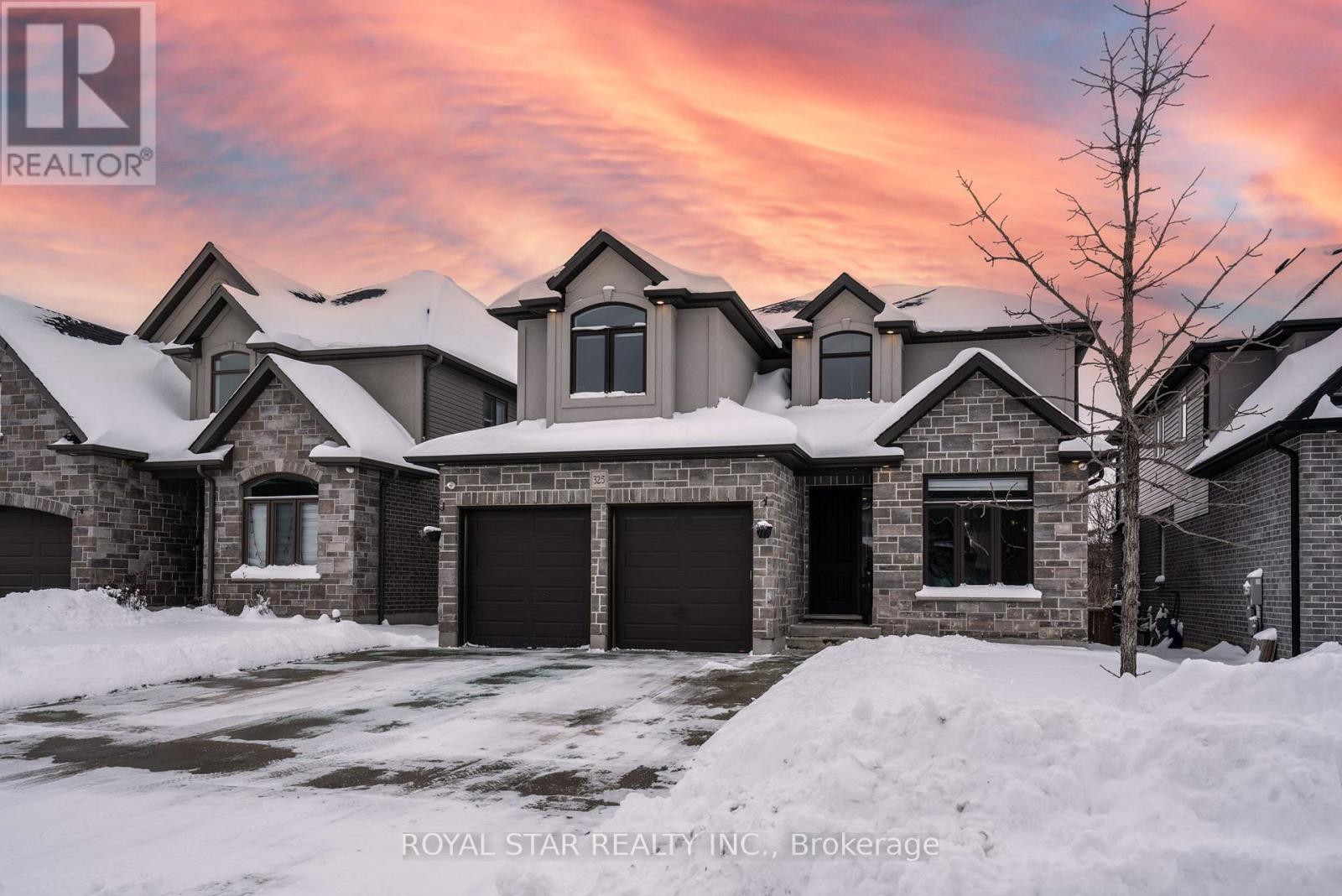 325 Masters Drive, Woodstock, Ontario  N4T 0L2 - Photo 2 - X12778938