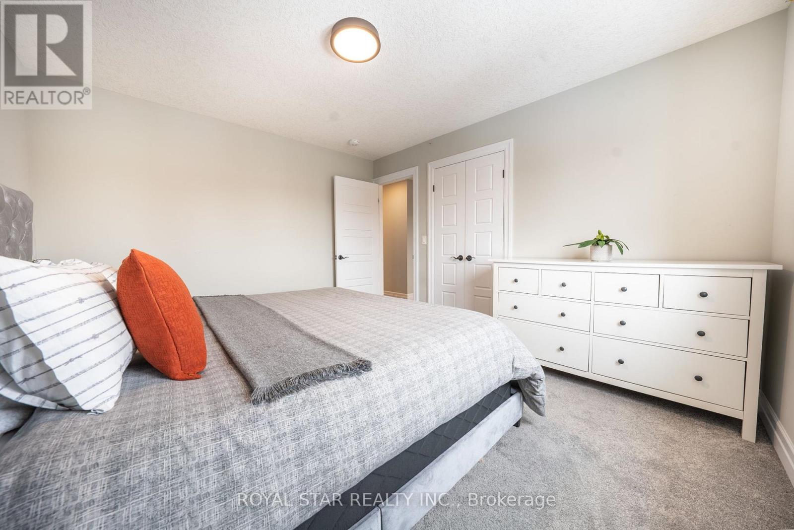 325 Masters Drive, Woodstock, Ontario  N4T 0L2 - Photo 32 - X12778938