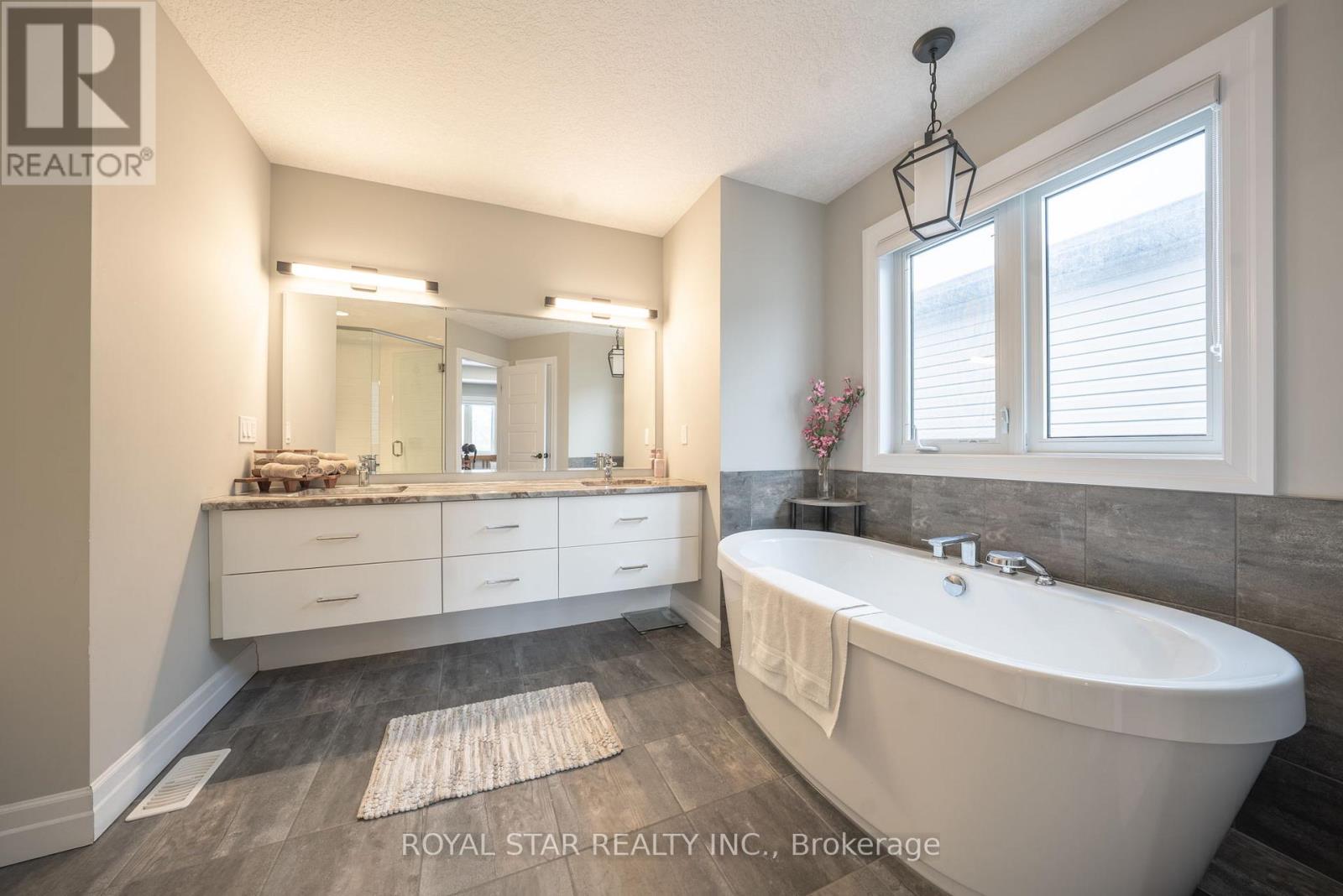 325 Masters Drive, Woodstock, Ontario  N4T 0L2 - Photo 35 - X12778938