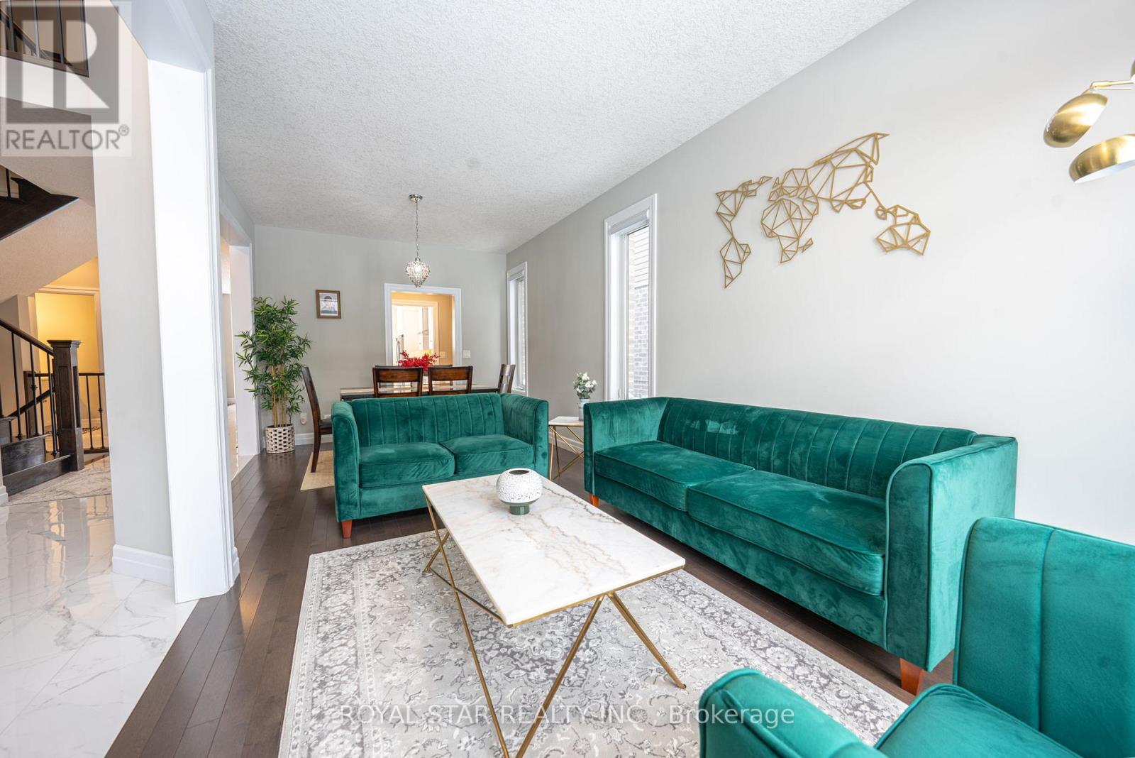 325 Masters Drive, Woodstock, Ontario  N4T 0L2 - Photo 5 - X12778938