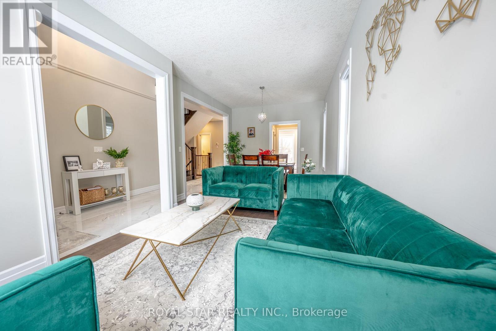 325 Masters Drive, Woodstock, Ontario  N4T 0L2 - Photo 6 - X12778938