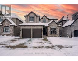 325 MASTERS DRIVE, Woodstock, Ontario