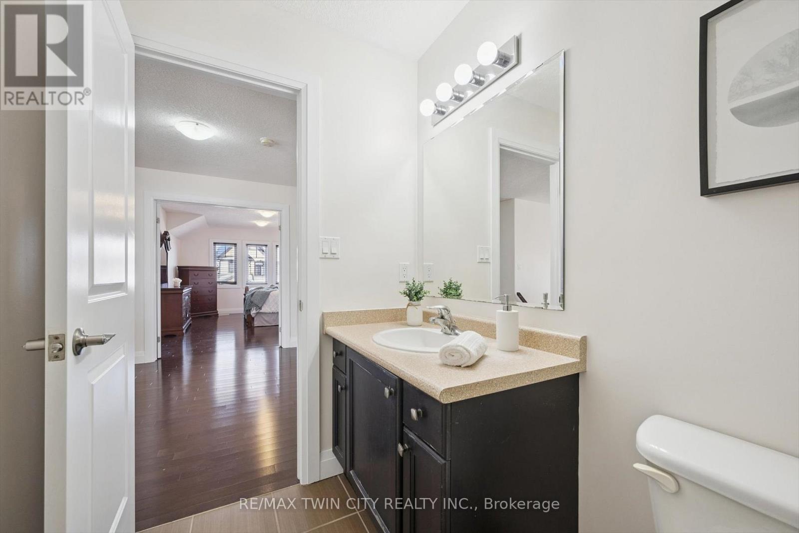 556 Netherwood Crescent, Kitchener, Ontario  N2P 0B8 - Photo 29 - X12779084