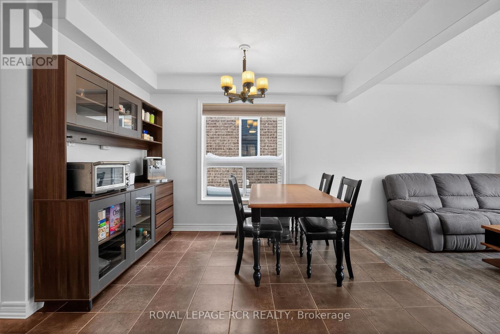 116 Shephard Avenue, New Tecumseth, Ontario  L9R 2G4 - Photo 10 - N12705190