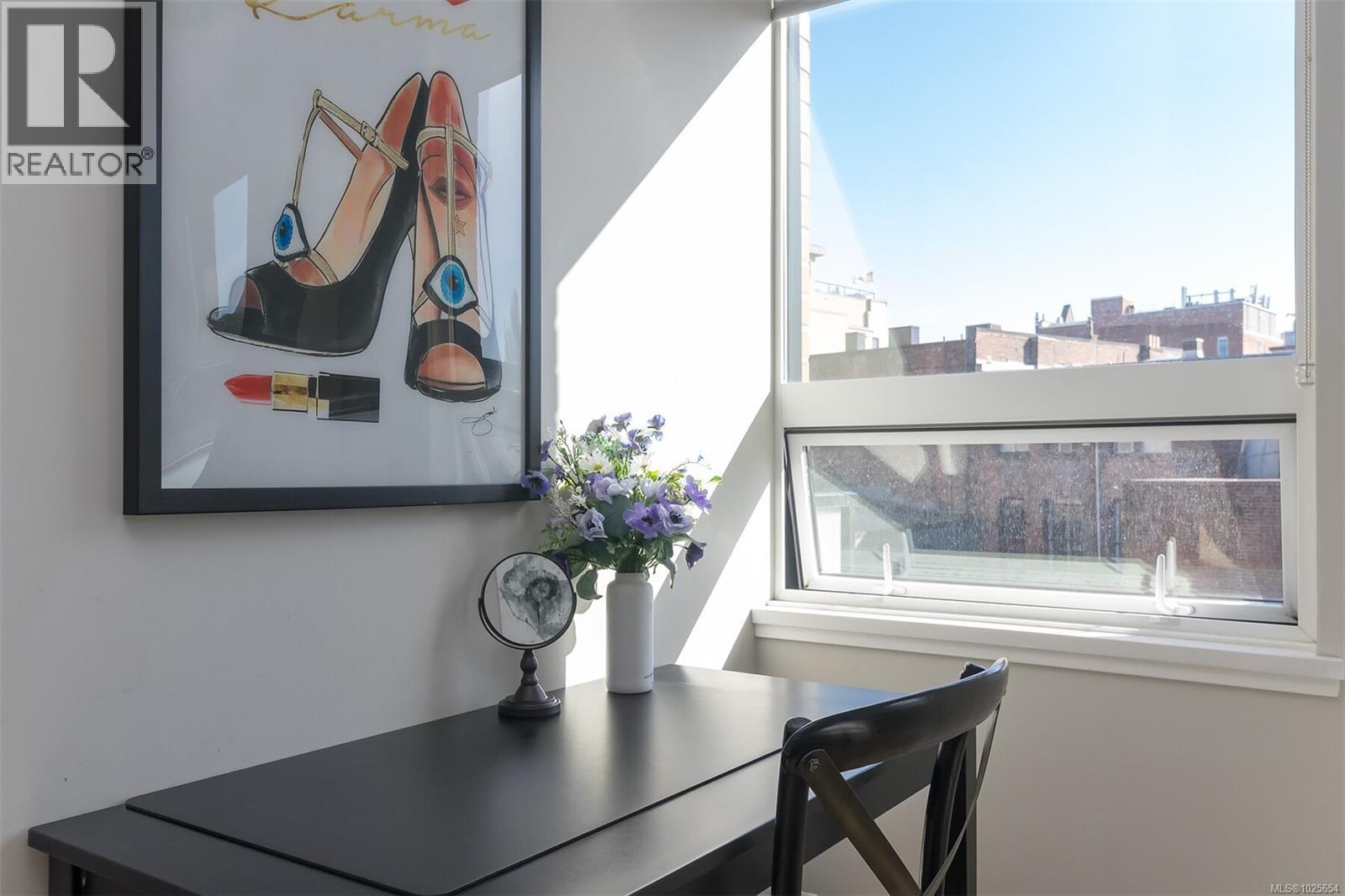 210 595 Pandora Ave, Victoria, British Columbia  V8W 1N5 - Photo 10 - 1025654