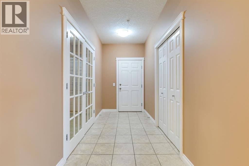 304, 10 Hemlock Crescent Sw, Calgary, Alberta  T3C 2Z1 - Photo 3 - A2251970