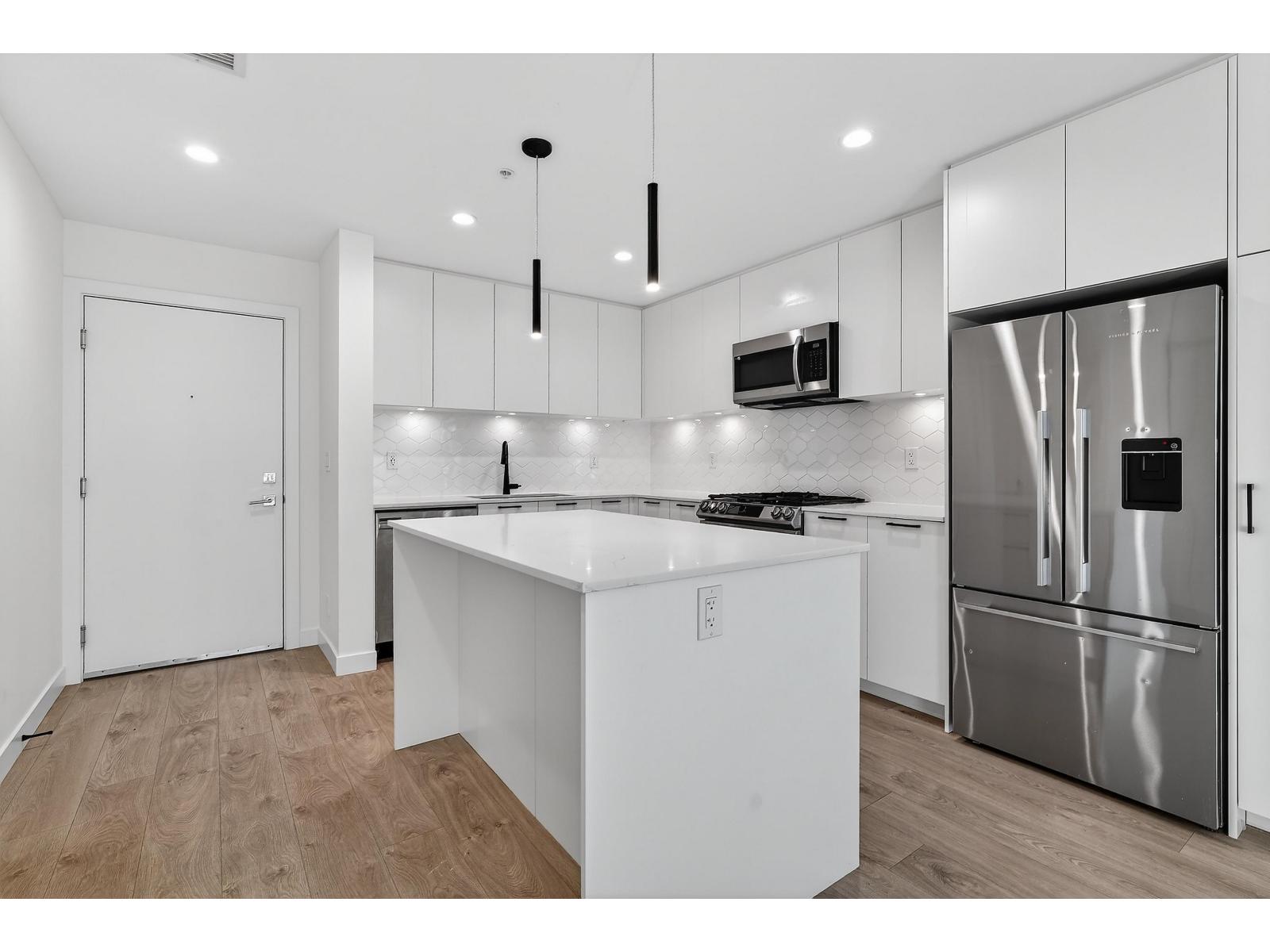 314 8380 200a Street, Langley, British Columbia  V2Y 3S5 - Photo 1 - R3088881